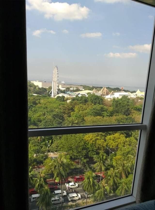 De Luxe, Standard And Studio Suites -The Breeze Residences-Close To Airport,Mall Of Asia, Us Embassy Manila Esterno foto