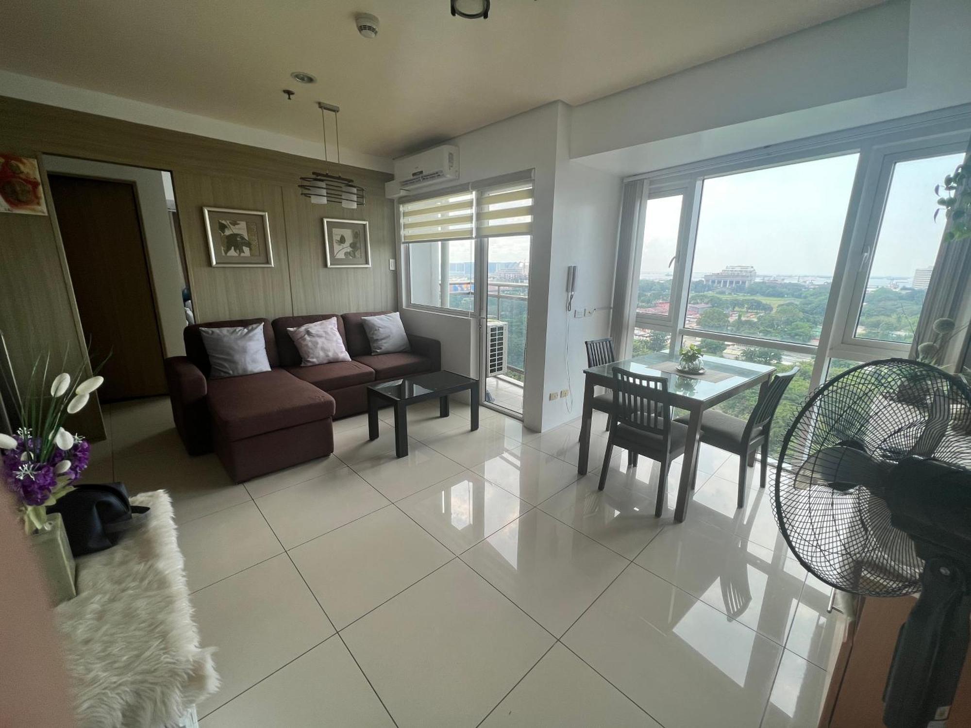 De Luxe, Standard And Studio Suites -The Breeze Residences-Close To Airport,Mall Of Asia, Us Embassy Manila Esterno foto