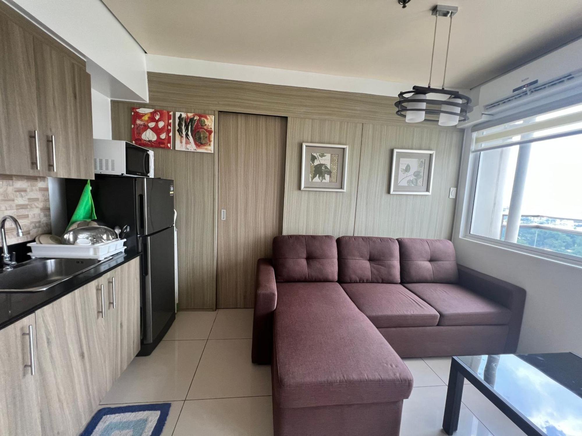 De Luxe, Standard And Studio Suites -The Breeze Residences-Close To Airport,Mall Of Asia, Us Embassy Manila Esterno foto