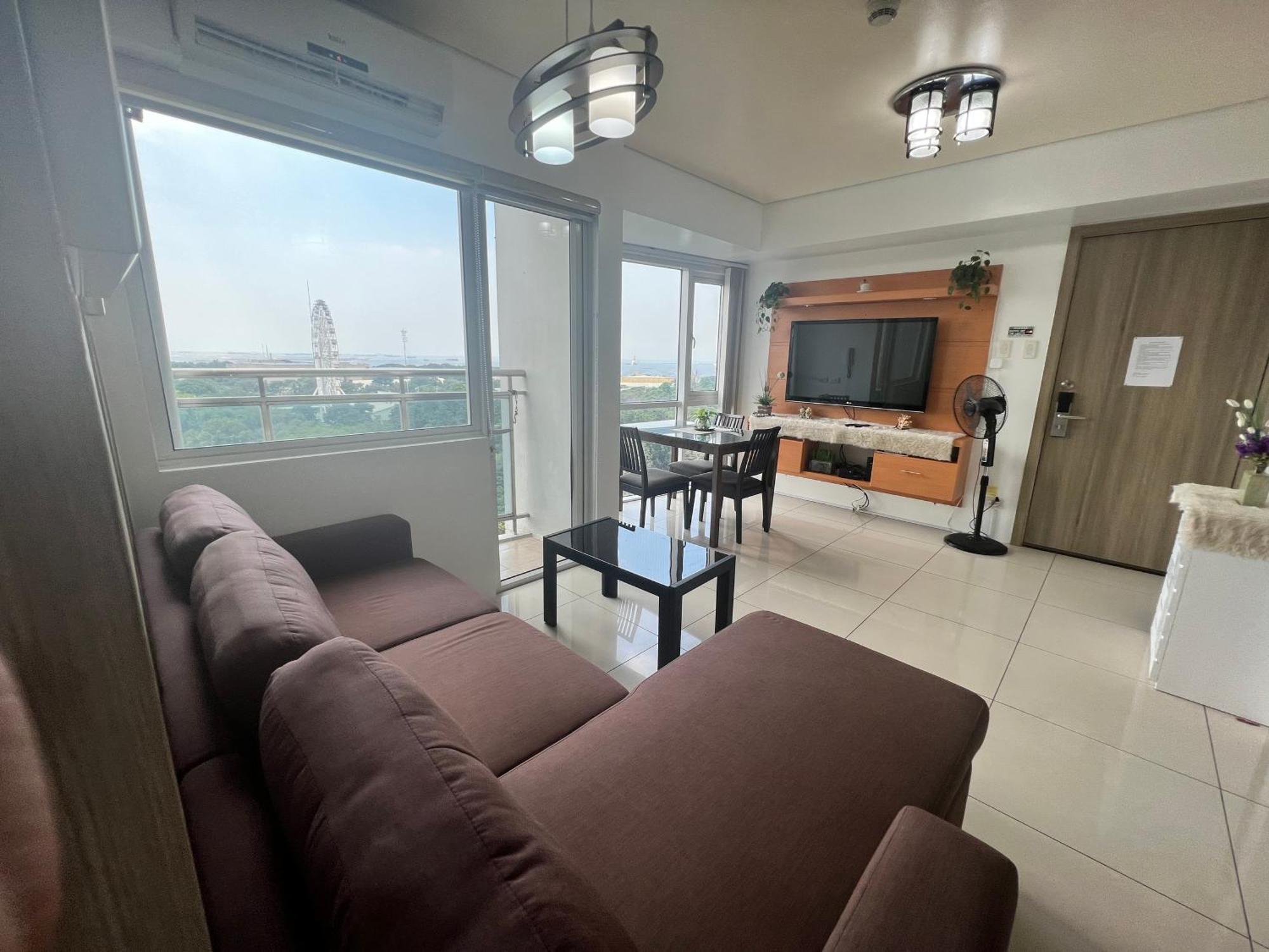 De Luxe, Standard And Studio Suites -The Breeze Residences-Close To Airport,Mall Of Asia, Us Embassy Manila Esterno foto