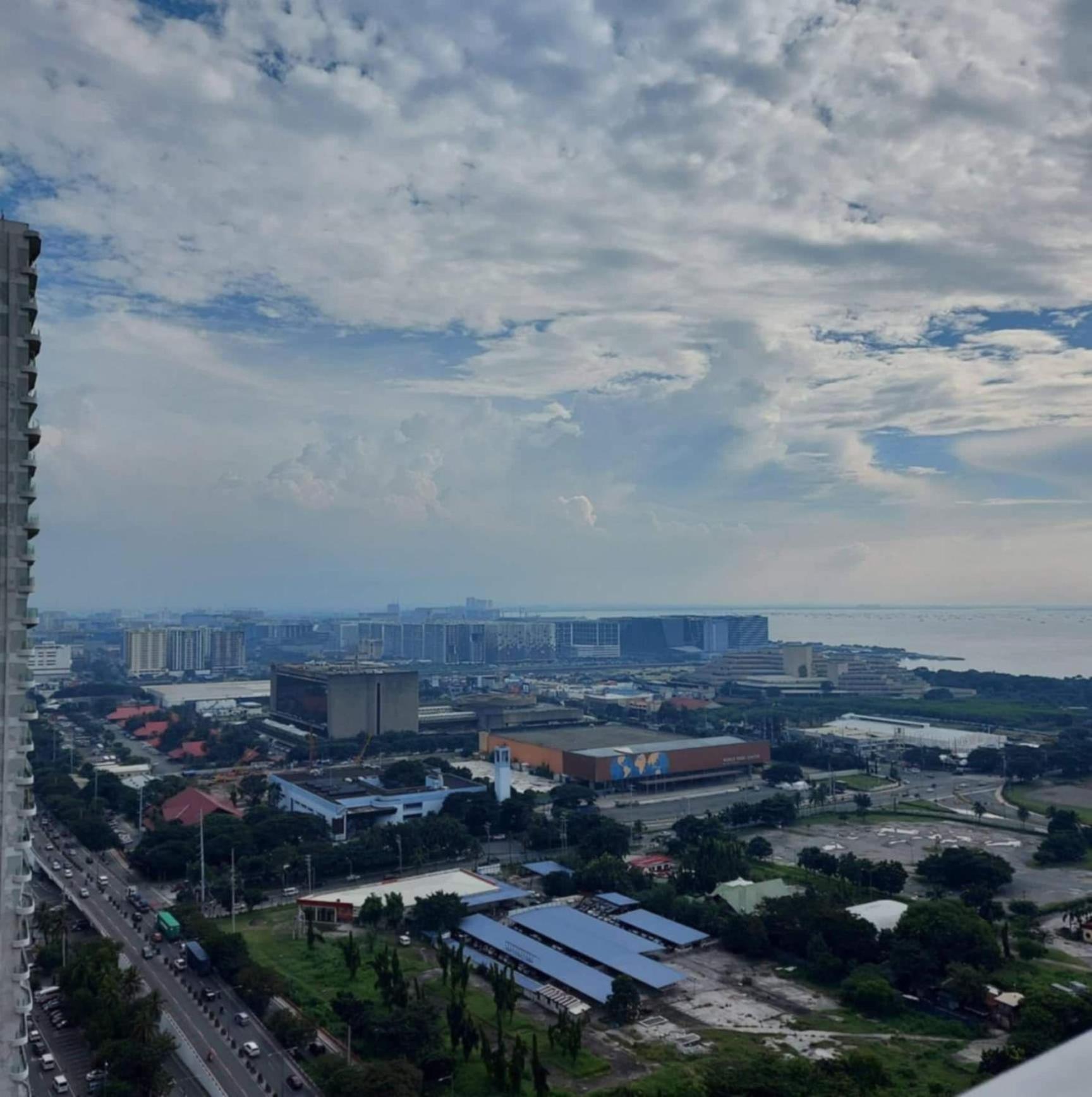 De Luxe, Standard And Studio Suites -The Breeze Residences-Close To Airport,Mall Of Asia, Us Embassy Manila Esterno foto